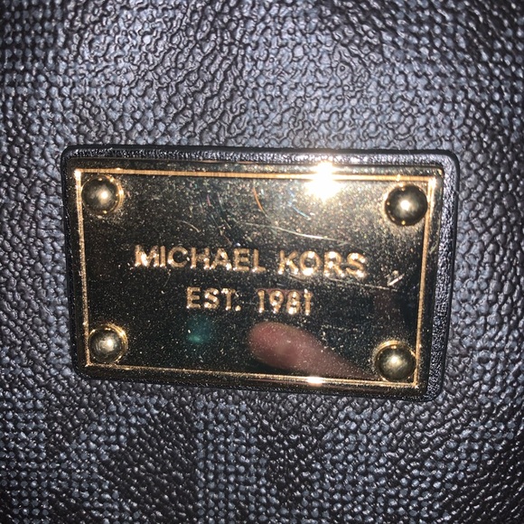 Michael Kors duffle bag - Picture 6 of 8